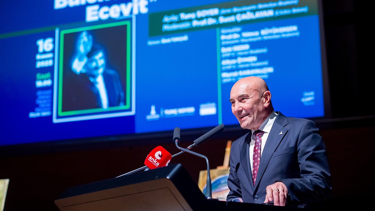 Karaoğlan ölümünün 17’nci yılında İzmir’de anıldı