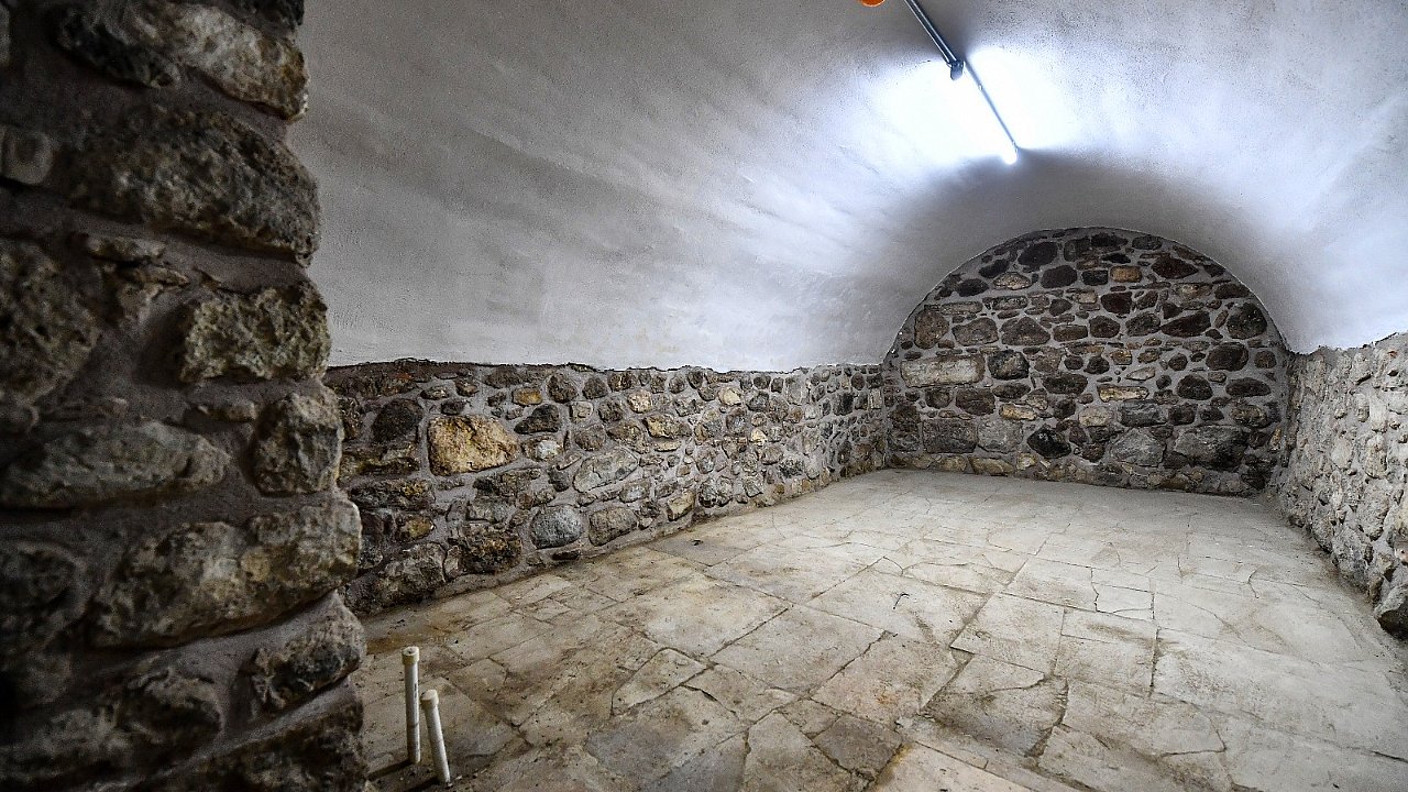 Tarihi Carfi Köşkü görkemli günlerine döndü