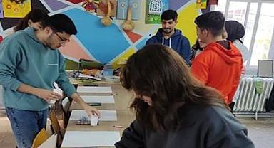 İşitme engelli çocuklar renkli anlar yaşadı