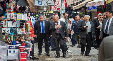 “İzmir yılbaşında bambaşka bir Kemeraltı görecek”