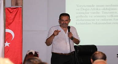Selçuk Efes Kent Belleği'nde Ayasuluk Kazıları Söyleşisi