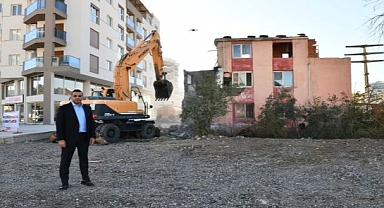 Hizmet için varız