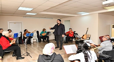 Çocuklar Ve Yetişkinler İçin Sanat Kursları