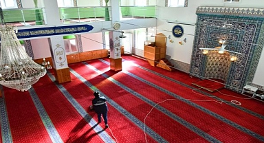 İbadethanelere Ramazan Temizliği