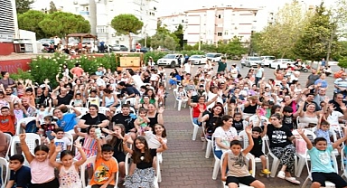 Yaz akşamları tiyatroyla şenleniyor