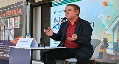 Sinan Meydan İZKİTAP’ta “Adım Adım Cumhuriyet”i anlattı