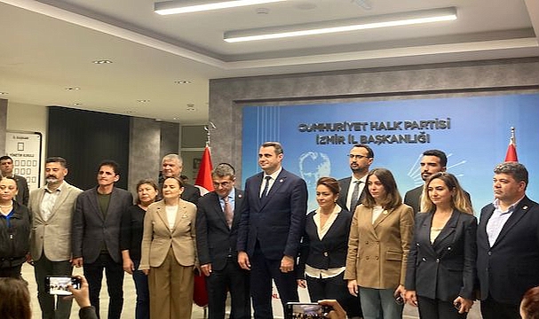 “İzmir’in geleceği AKP’nin siyasi keyfine bırakılamaz”