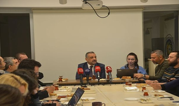 Aslanoğlu: “Adalet sistemi CHP’lilerin içeri alınması için her defasında yeni bir yol buluyor”