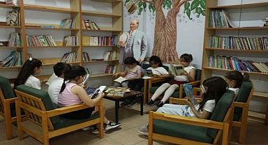 İzmir Büyükşehir öğrencinin yanında