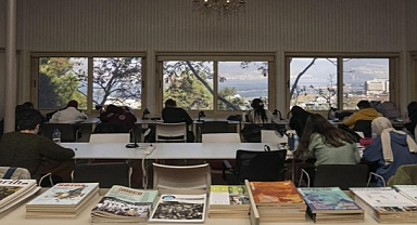 Kitap kurtları, İzmir'in kütüphanelerini çok sevdi