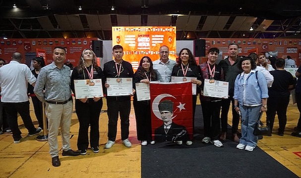 Uluslararası Gastronomi Buluşmasında İzmir’in Meslekî Eğitim Zaferi