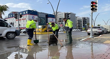 Çiğli Belediyesi Fırtına ve Sağanağa Karşı Seferber Oldu