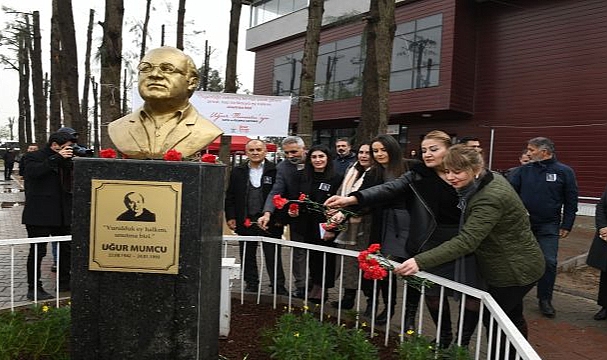 Kalemiyle Karanlığı Aydınlatan Uğur Mumcu Çiğli’de Anıldı