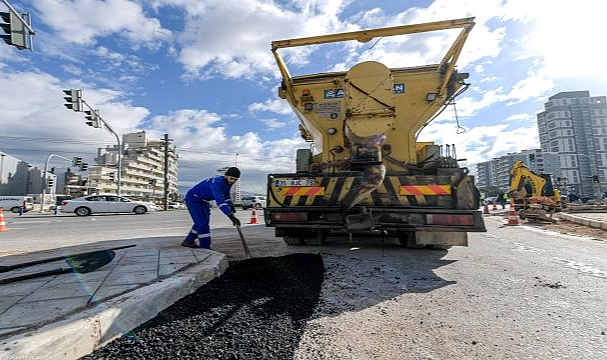Çiğli ve Gaziemir’de trafik akışı hızlanıyorÇiğli ve Gaziemir’de trafik akışı hızlanıyor