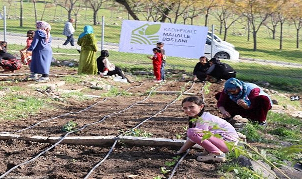 İzmir’de kadın ve çocuk odaklı sosyal politikalar güçleniyor