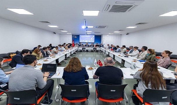 İzmir enerjide düğmeye bastı 