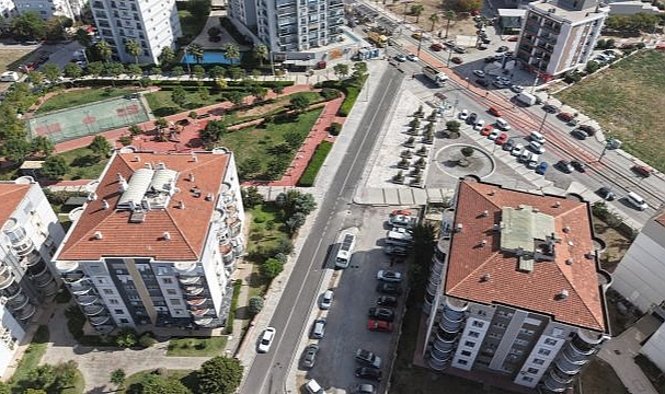 Ataşehir ve Harmandalı’da yollar yenileniyor